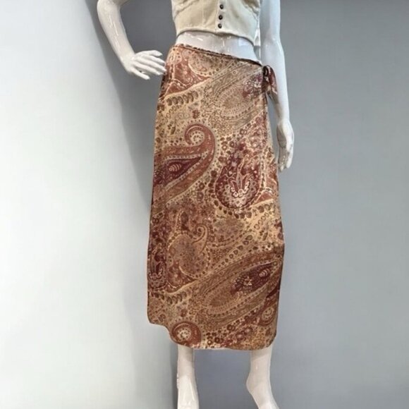 Dresses & Skirts - Vintage 100 Silk Golden Paisley Wrap Skirt